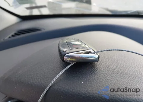 2015 Hyundai Santa Fe Sport 2.4L z USA, uszkodzony, nr VIN 5XYZU3LB8FG265648